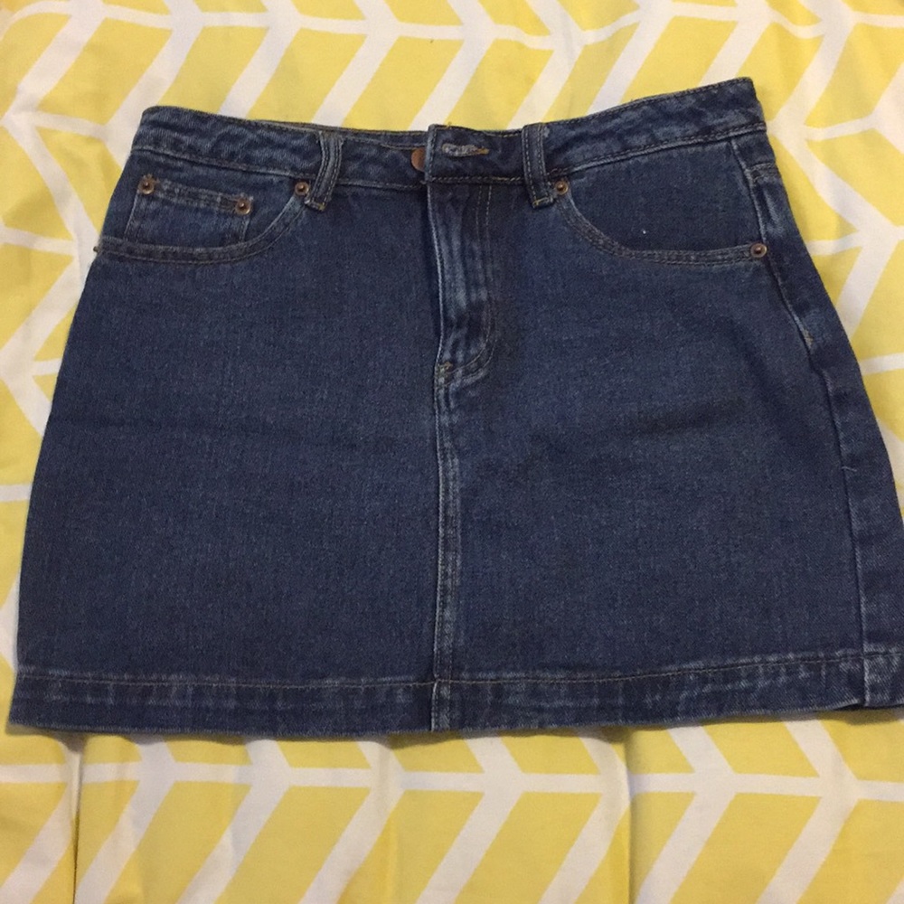 High waisted denim skirt